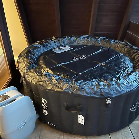 Entdecken Oder Entspannen Im Jacuzzi *